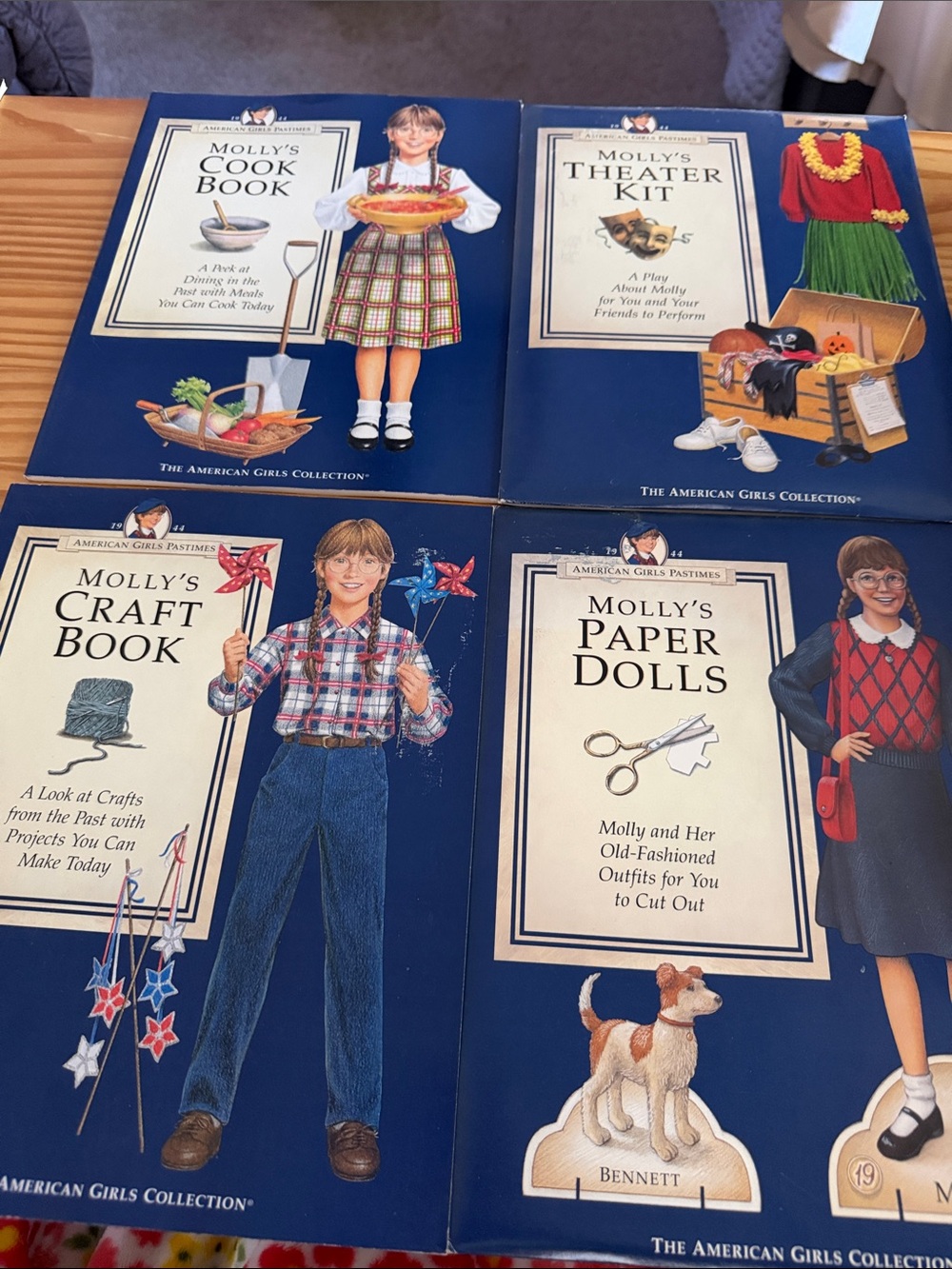 Vintage 1994 American Girl Molly Pastimes Set  Theater, Paper Dolls, Cook, Craft